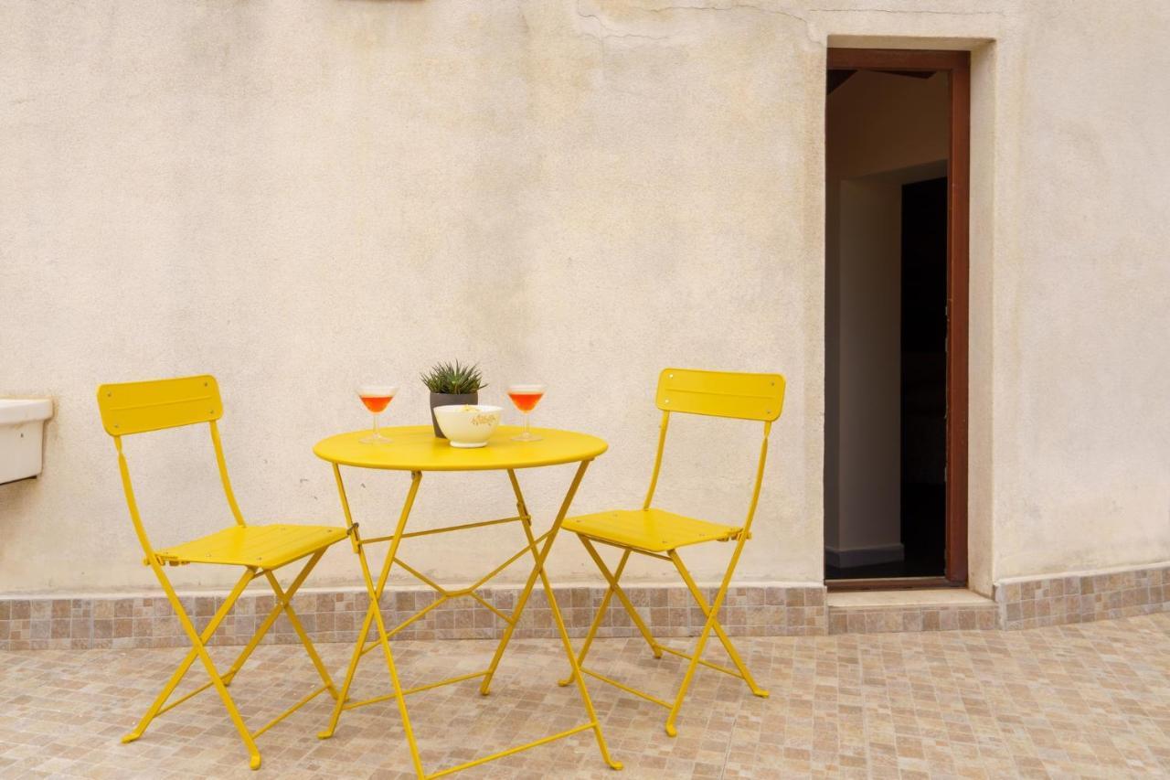 Siracusa Comfy & Central Apartment With Terrace 시라쿠사 외부 사진